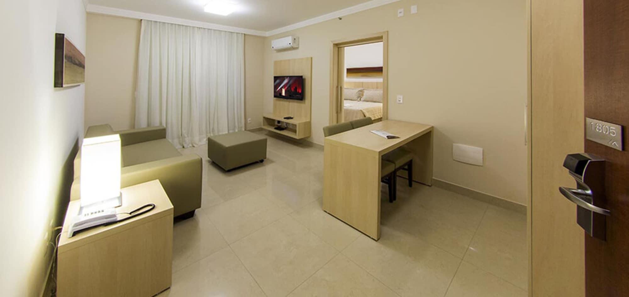 Hotel Mont Blanc Premium Ribeirão Preto Kültér fotó A typical hotel room