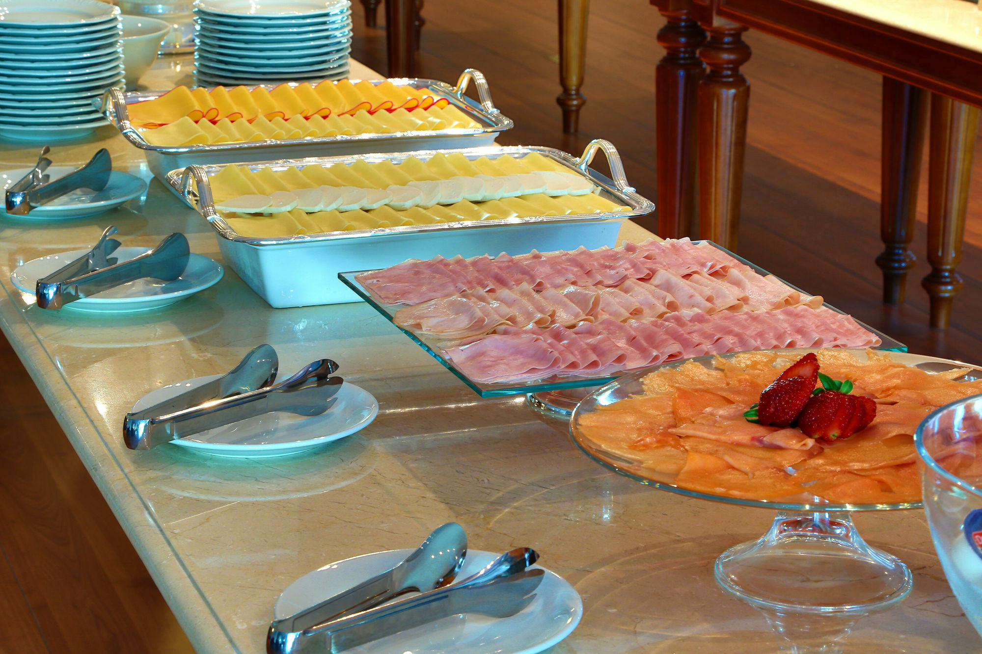 Hotel Mont Blanc Premium Ribeirão Preto Kültér fotó A buffet
